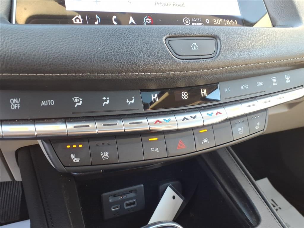 2023 Cadillac XT4 Premium Luxury