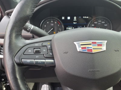 2023 Cadillac XT4 Premium Luxury