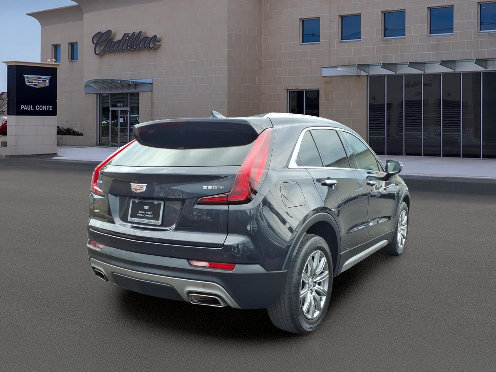 2023 Cadillac XT4 Premium Luxury