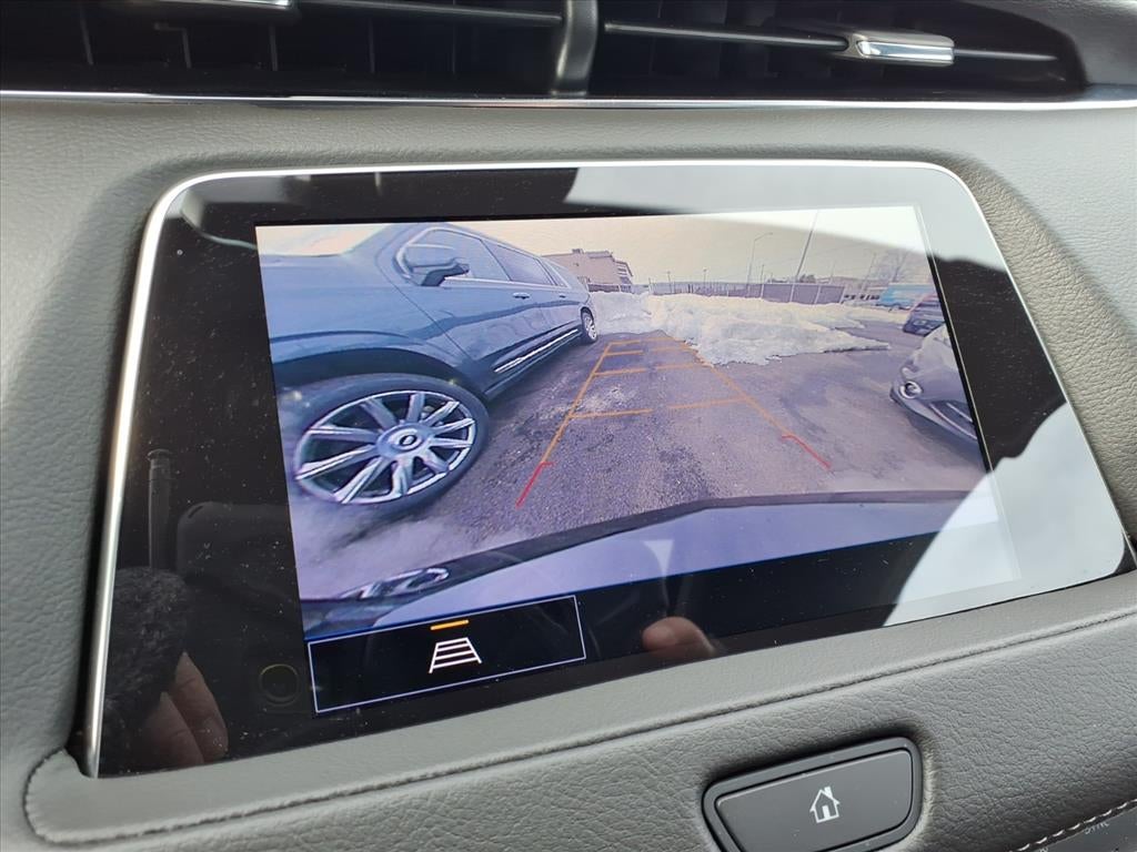 2023 Cadillac XT4 Premium Luxury