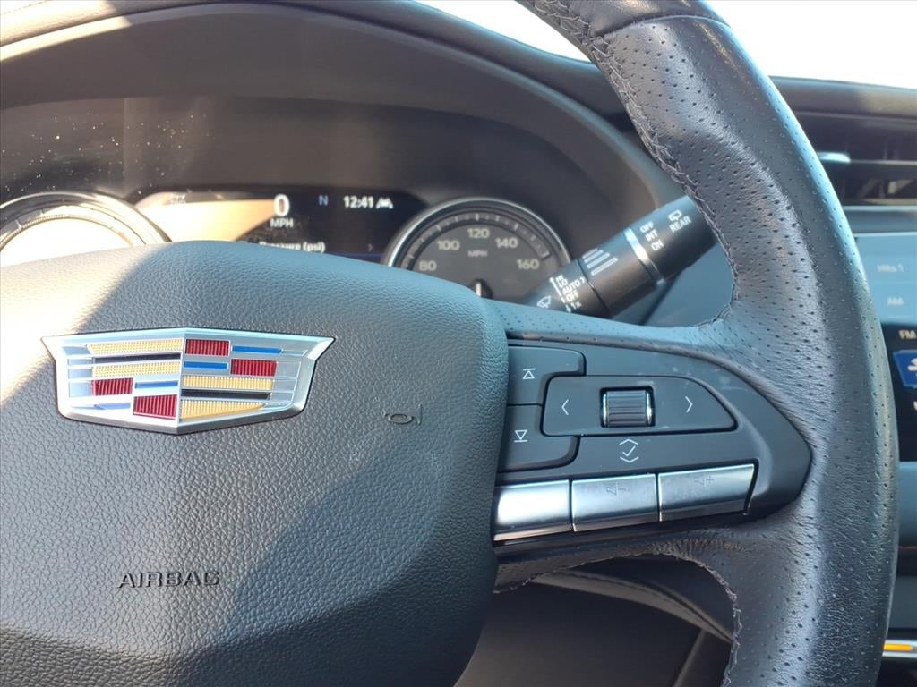 2023 Cadillac XT4 Sport