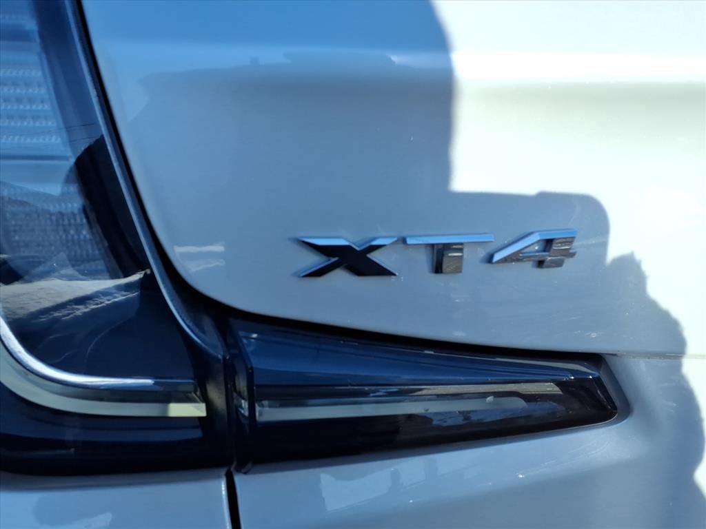 2023 Cadillac XT4 Sport