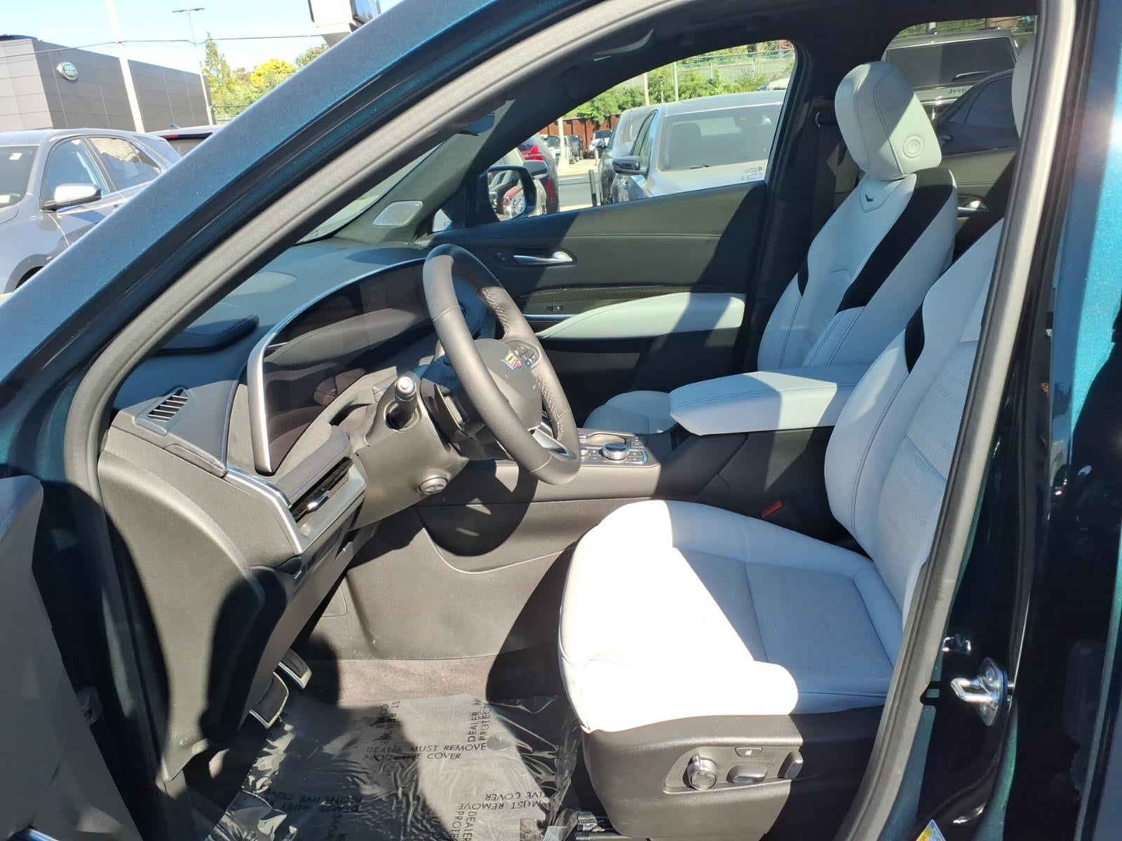 2025 Cadillac XT4 Sport