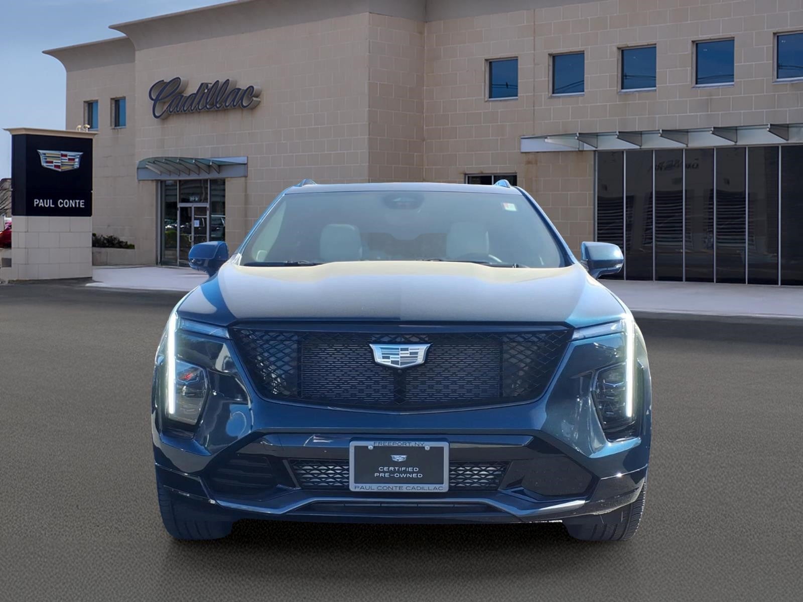 2025 Cadillac XT4 Sport