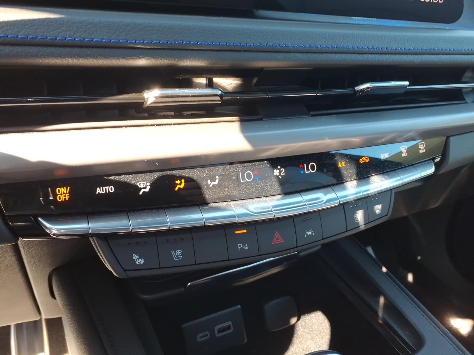 2025 Cadillac XT4 Sport