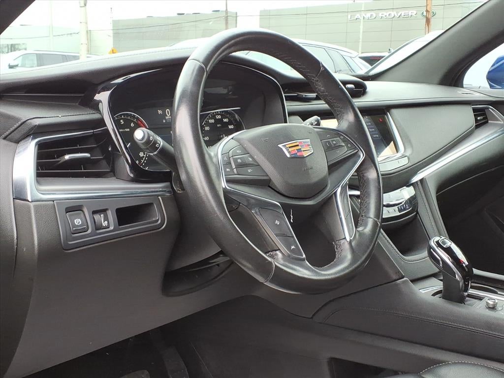 2023 Cadillac XT5 Luxury