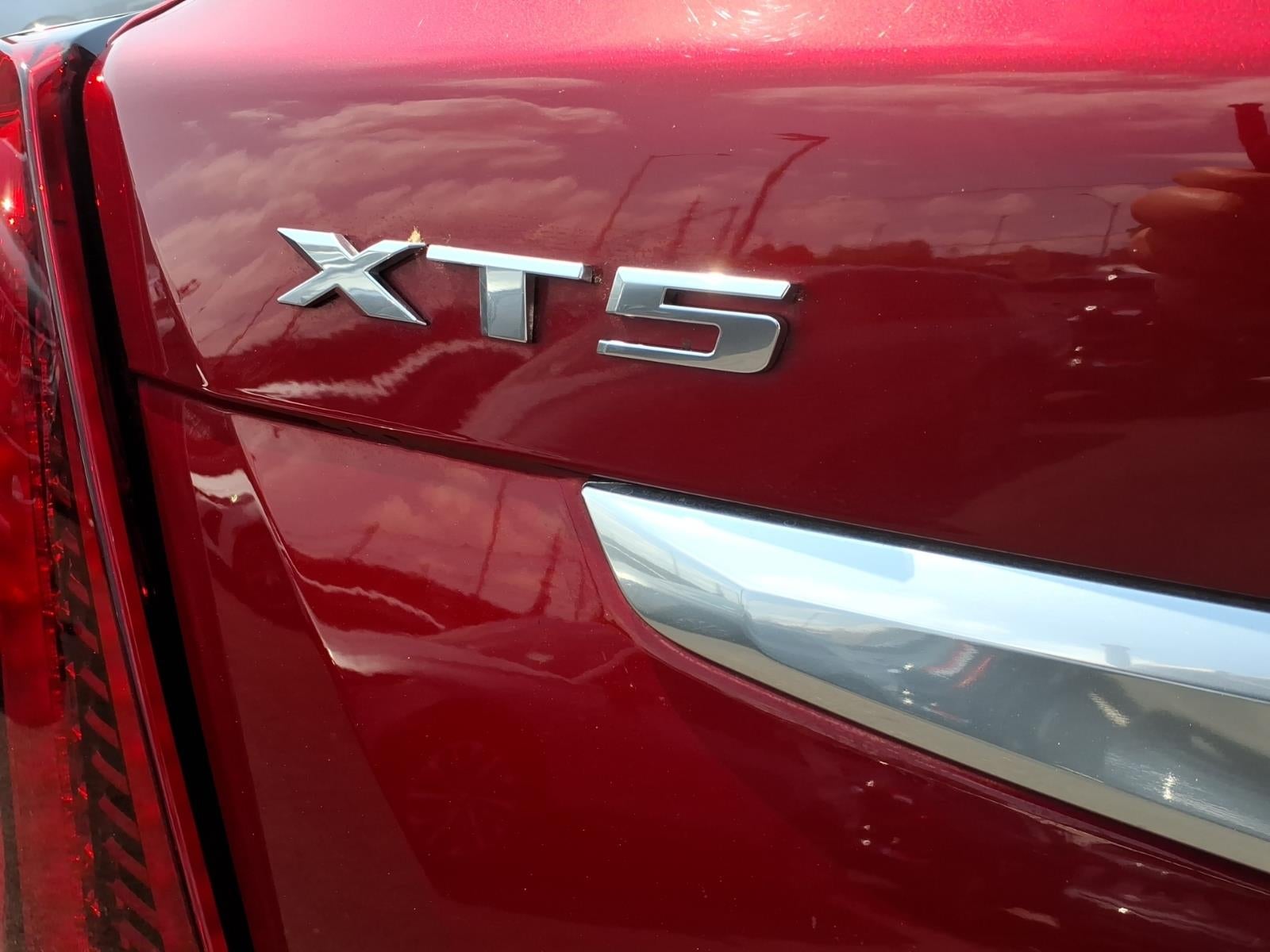 2023 Cadillac XT5 Luxury