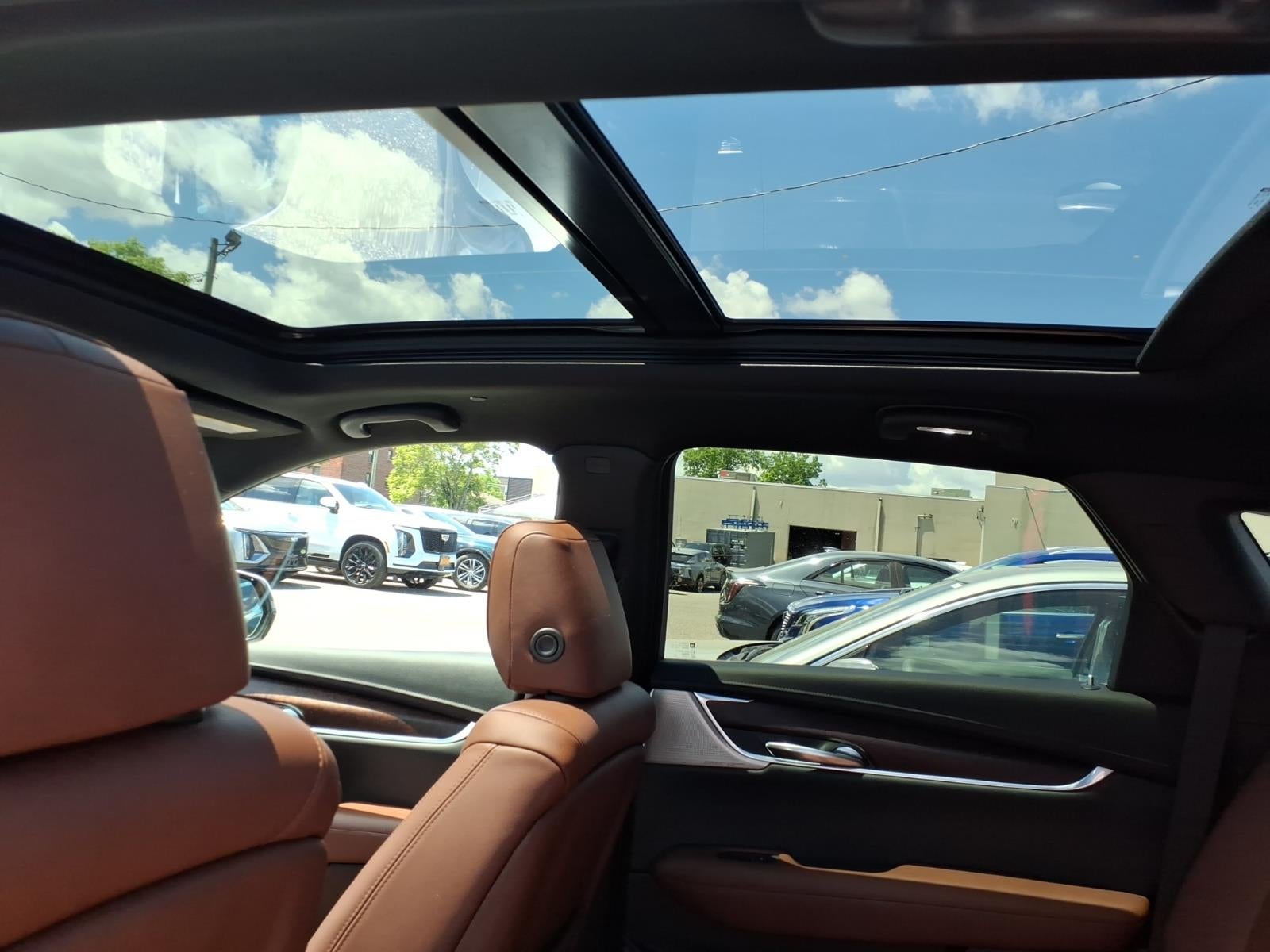2023 Cadillac XT5 Premium Luxury