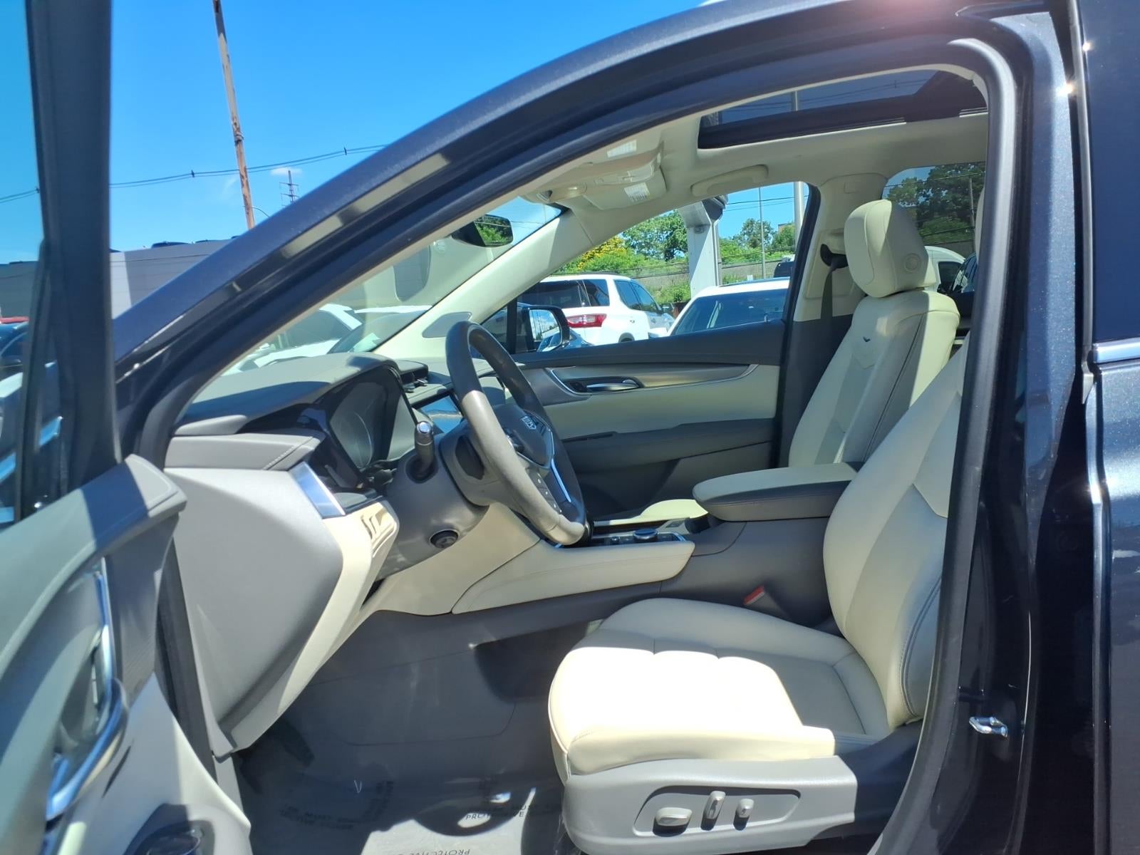 2023 Cadillac XT5 Premium Luxury