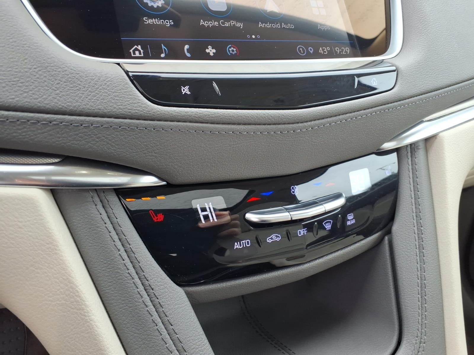 2022 Cadillac XT5 Premium Luxury