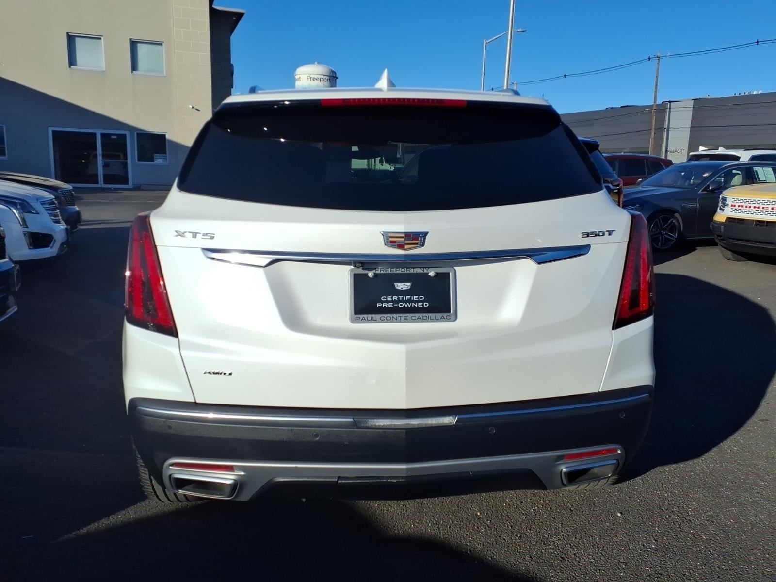 2022 Cadillac XT5 Premium Luxury