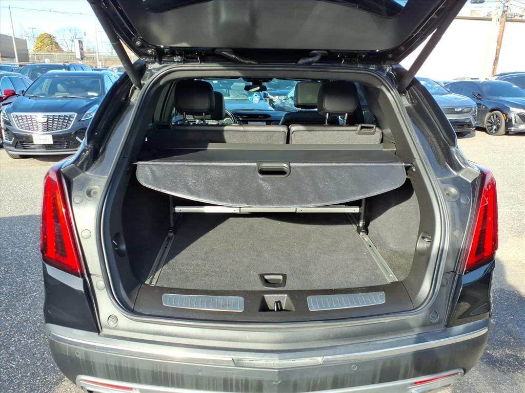 2022 Cadillac XT5 Premium Luxury