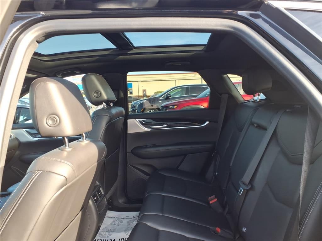 2022 Cadillac XT5 Premium Luxury