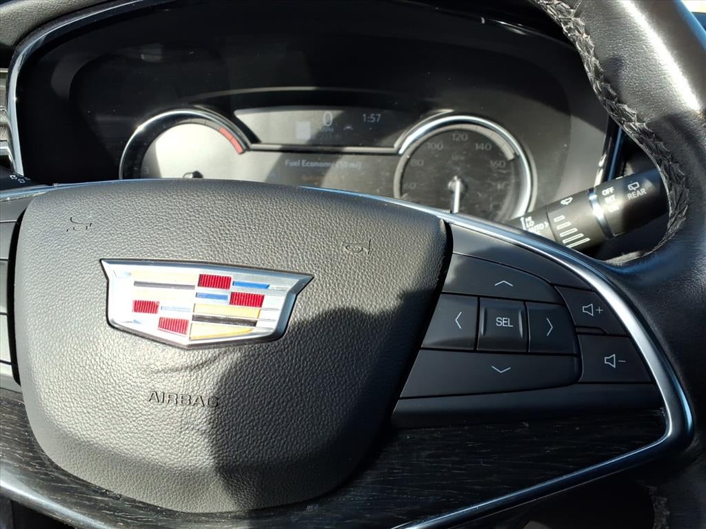 2022 Cadillac XT5 Premium Luxury