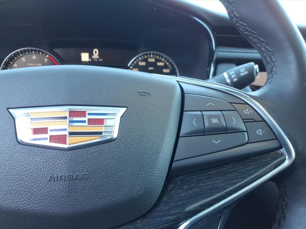 2022 Cadillac XT5 Premium Luxury