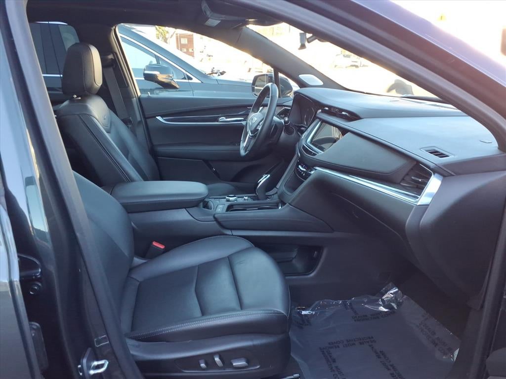 2022 Cadillac XT5 Premium Luxury