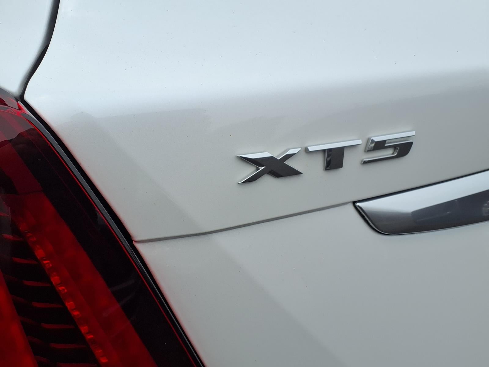 2023 Cadillac XT5 AWD Premium Luxury