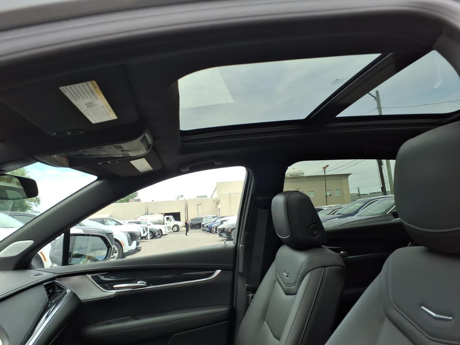 2023 Cadillac XT5 Premium Luxury