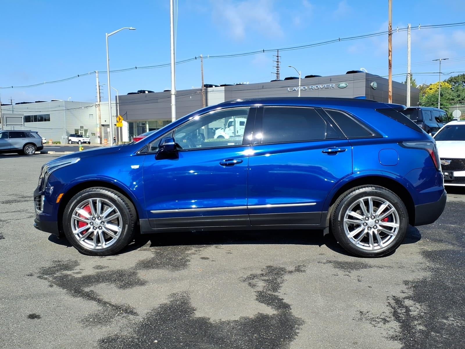 2023 Cadillac XT5 AWD Sport
