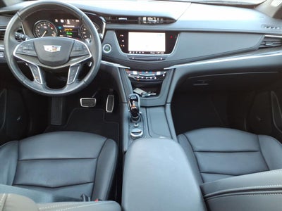 2022 Cadillac XT5 Sport