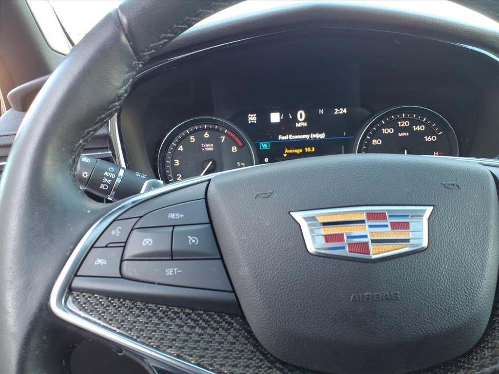 2022 Cadillac XT5 Sport