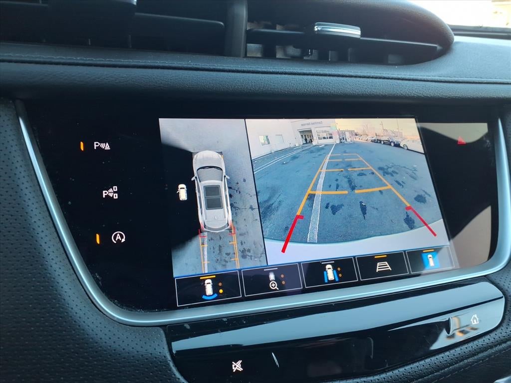 2022 Cadillac XT5 Sport