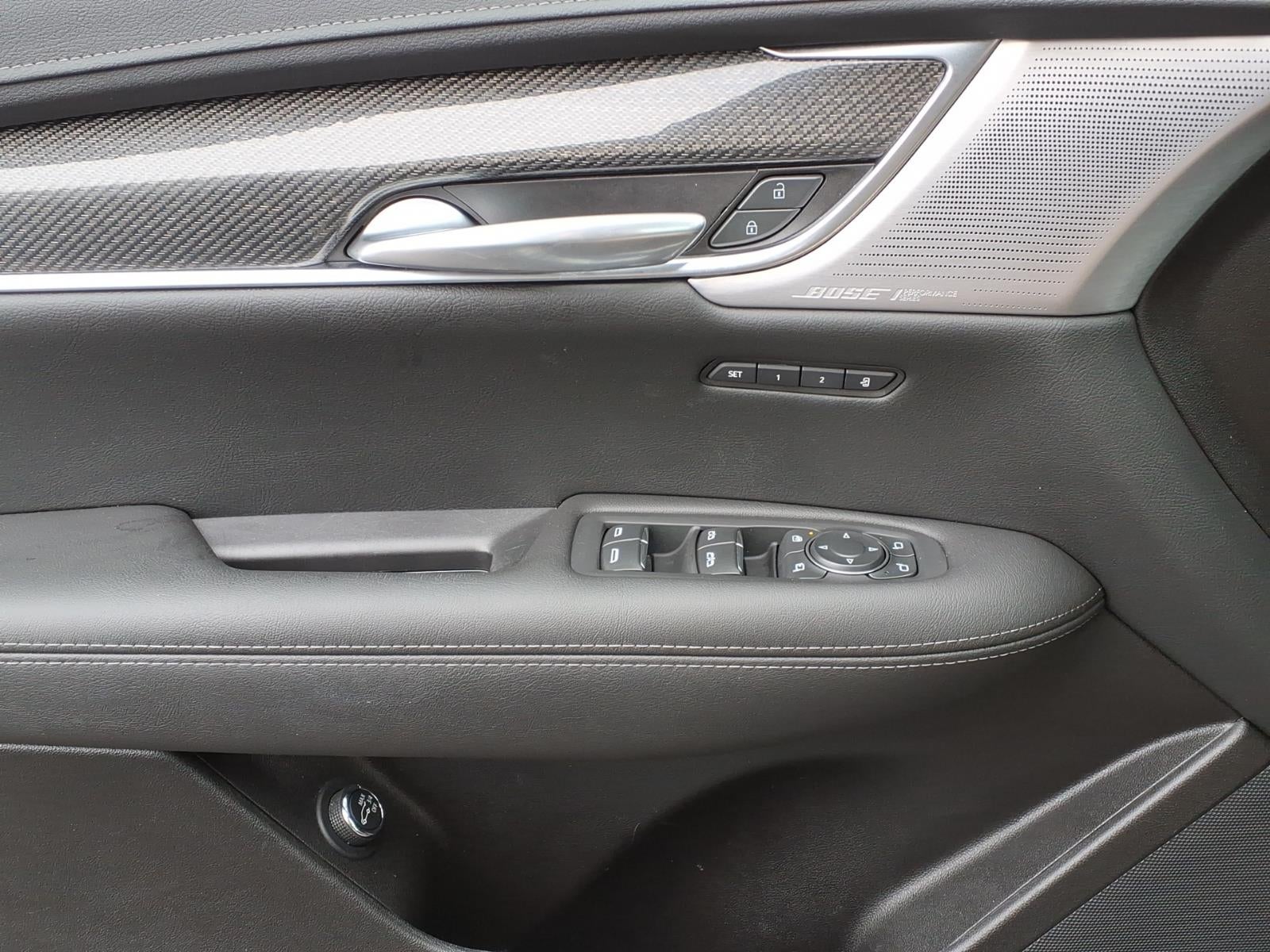 2023 Cadillac XT5 Sport