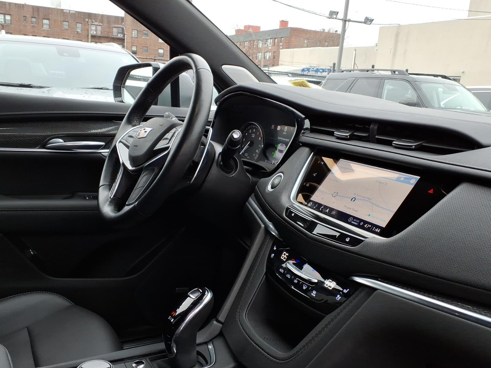2023 Cadillac XT5 Sport