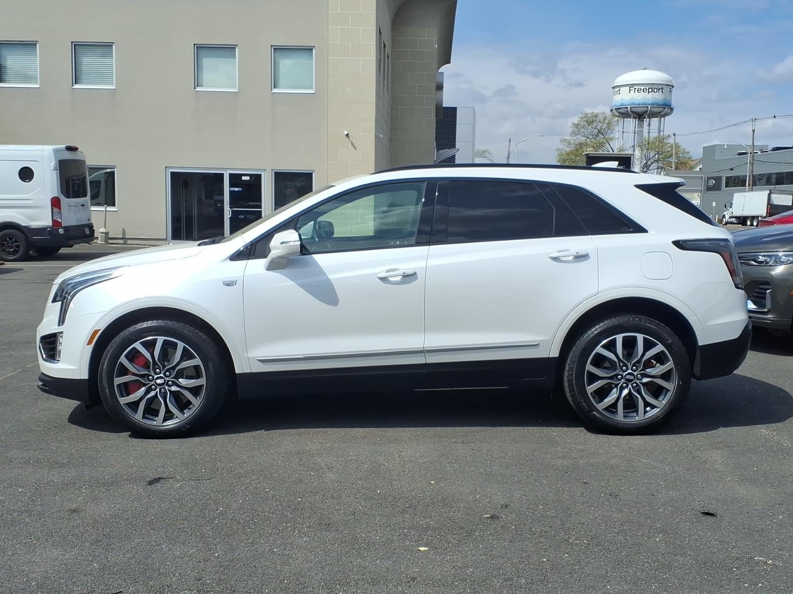 2023 Cadillac XT5 Sport