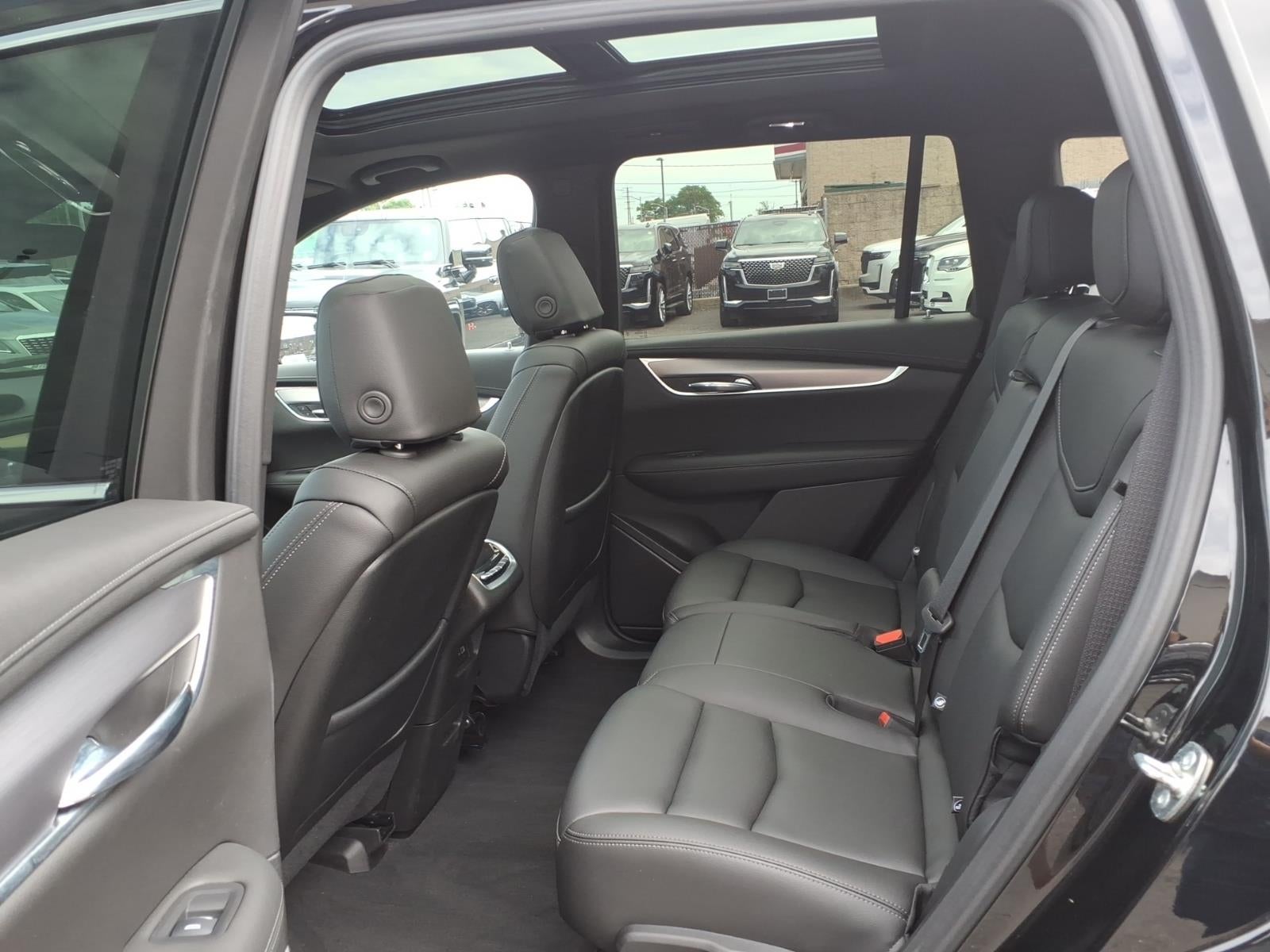 2024 Cadillac XT6 Luxury