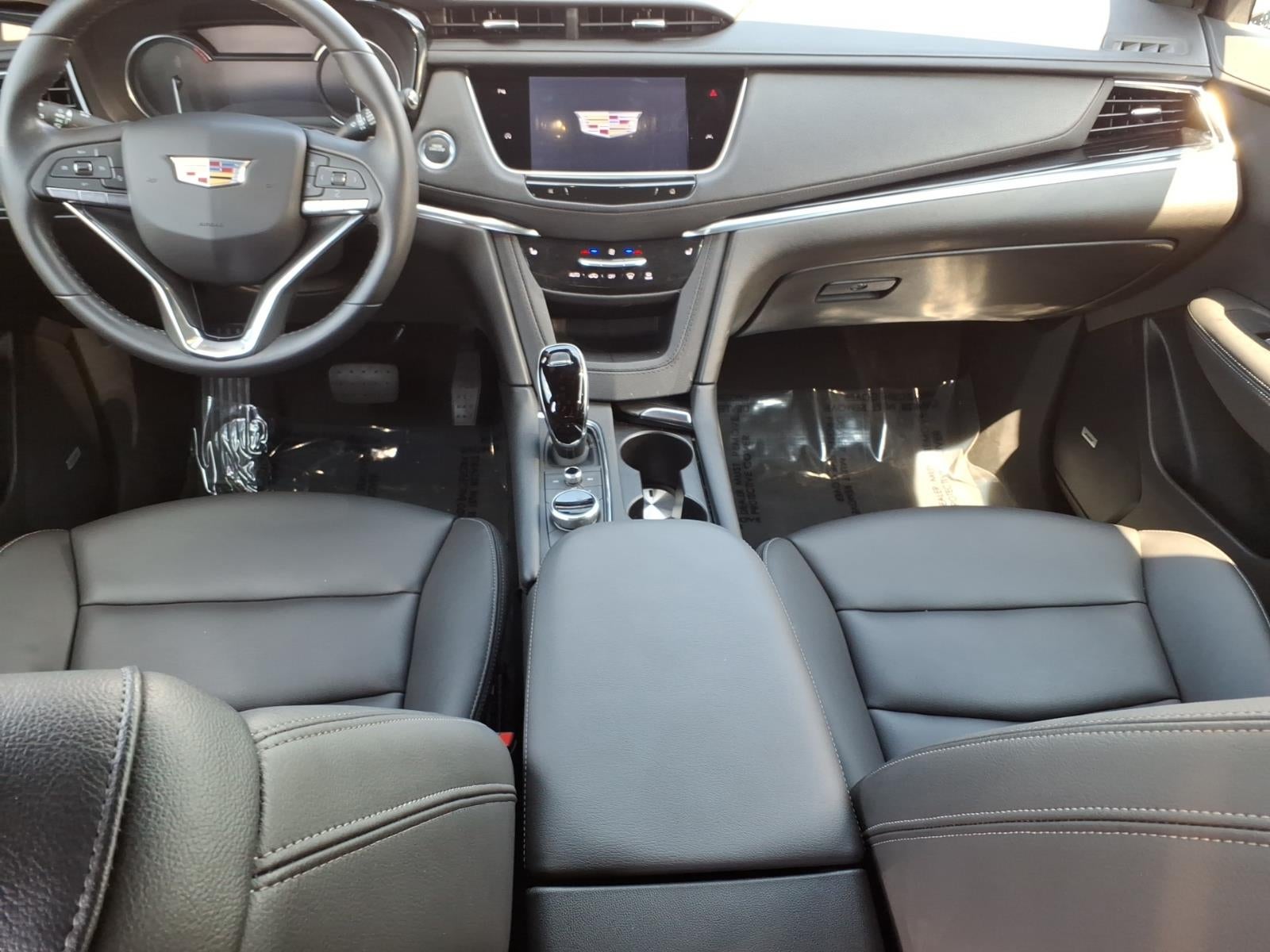 2024 Cadillac XT6 Luxury