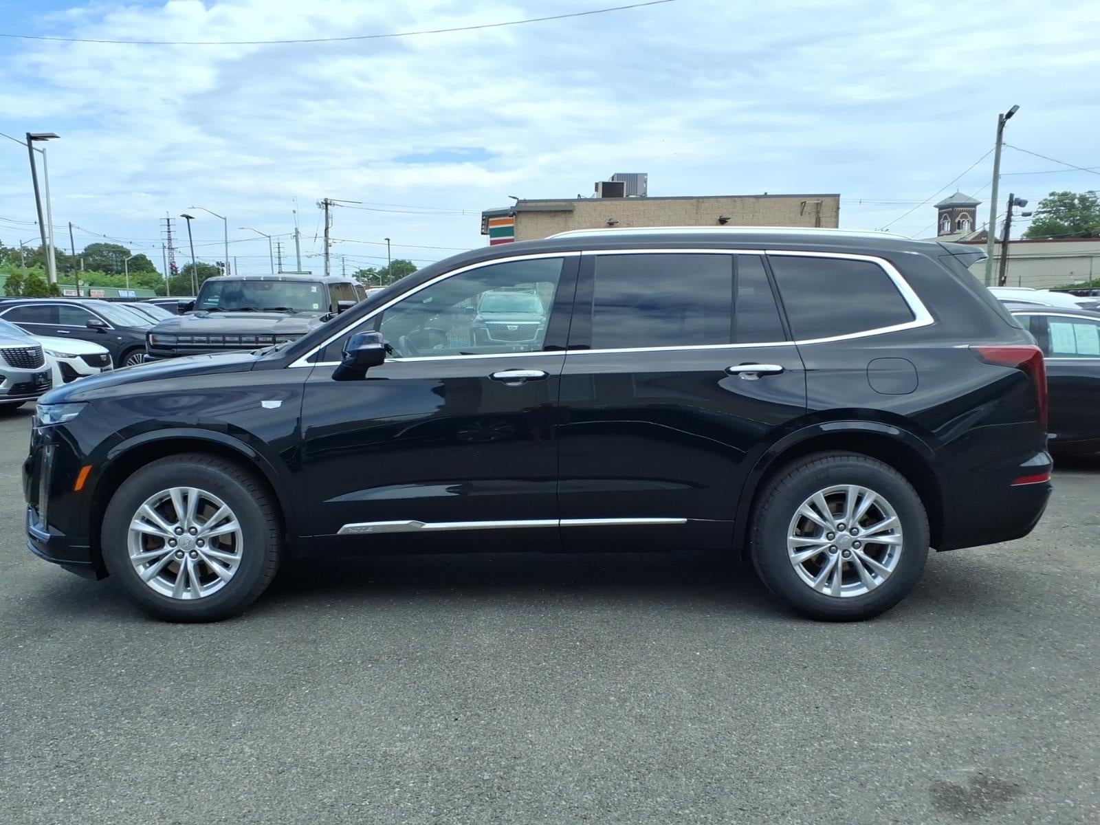 2024 Cadillac XT6 Luxury