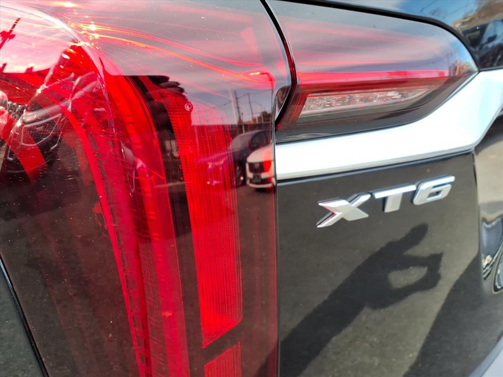 2022 Cadillac XT6 Luxury