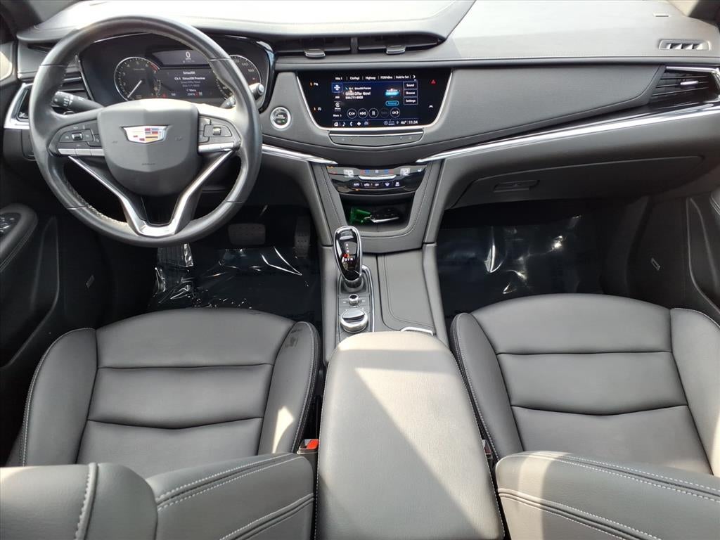 2022 Cadillac XT6 Luxury