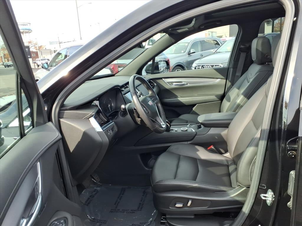 2022 Cadillac XT6 Luxury