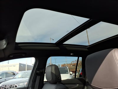 2022 Cadillac XT6 Luxury