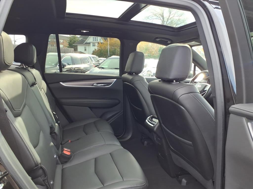 2022 Cadillac XT6 Luxury