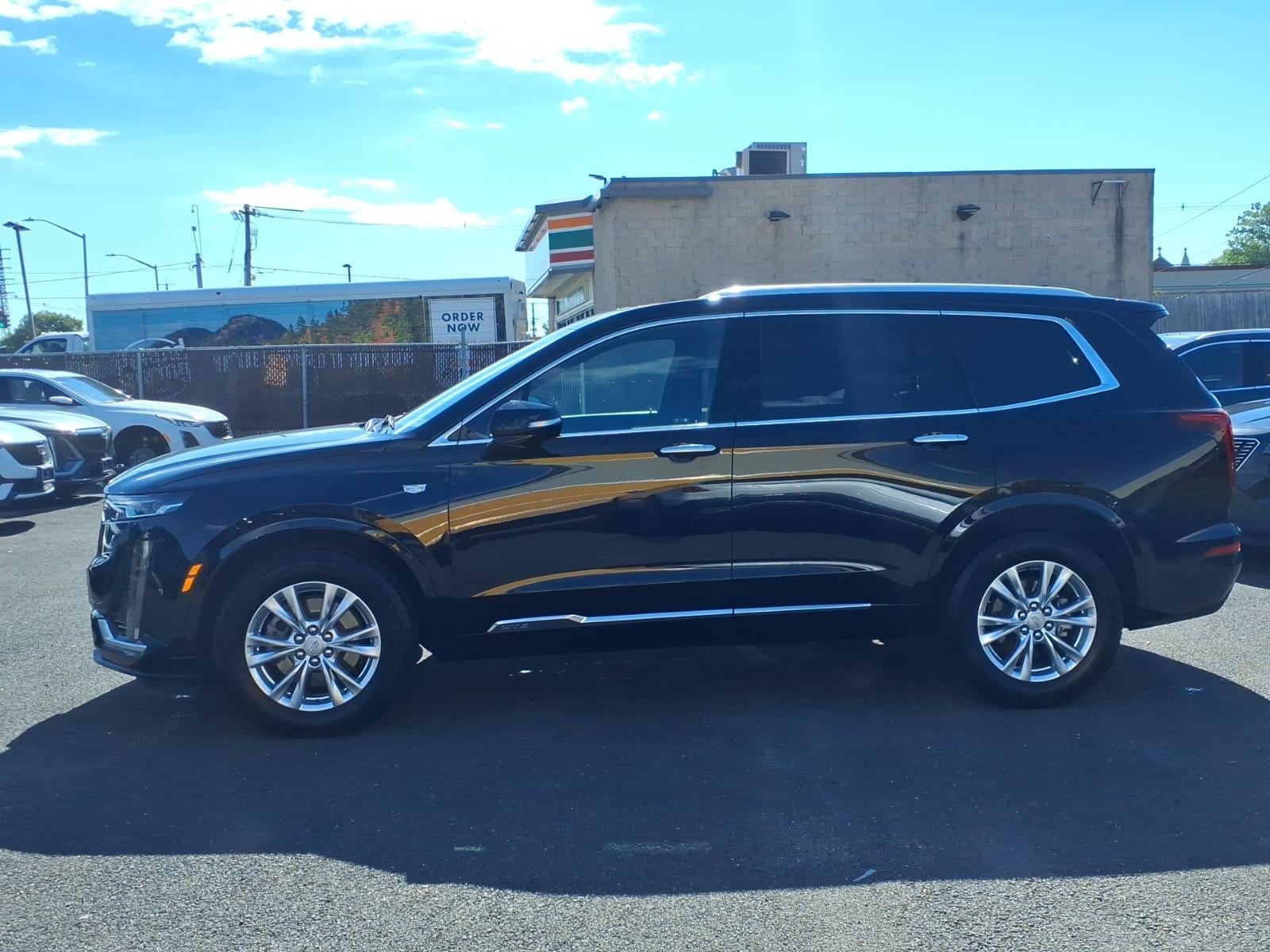 2024 Cadillac XT6 Luxury