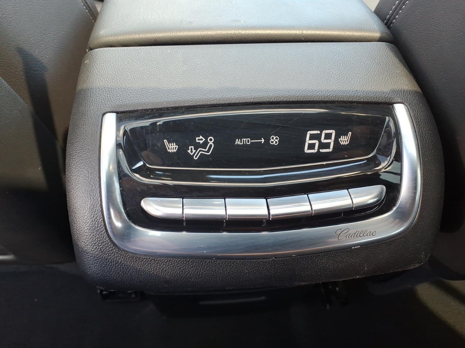 2023 Cadillac XT6 AWD Premium Luxury