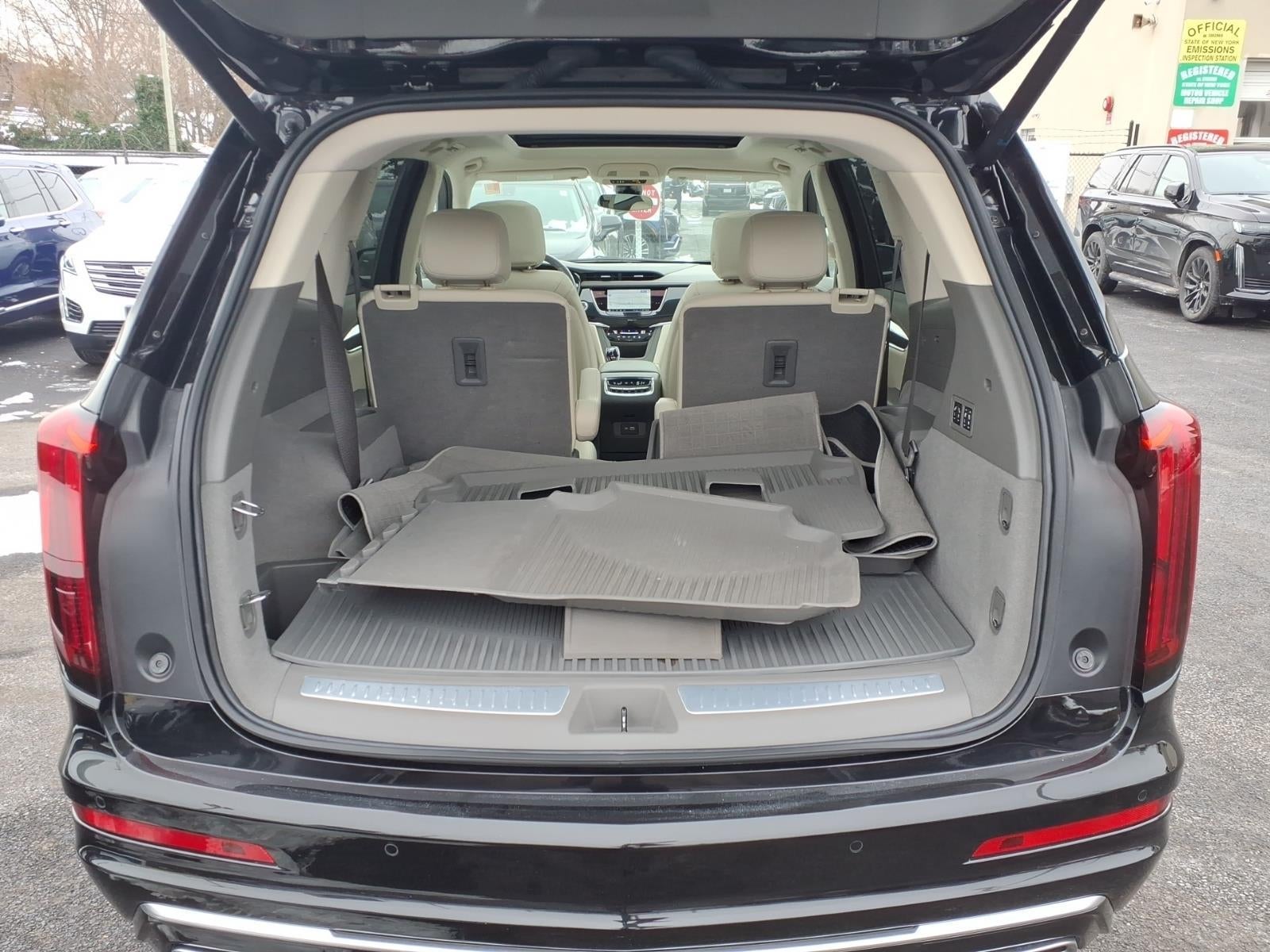 2023 Cadillac XT6 Premium Luxury