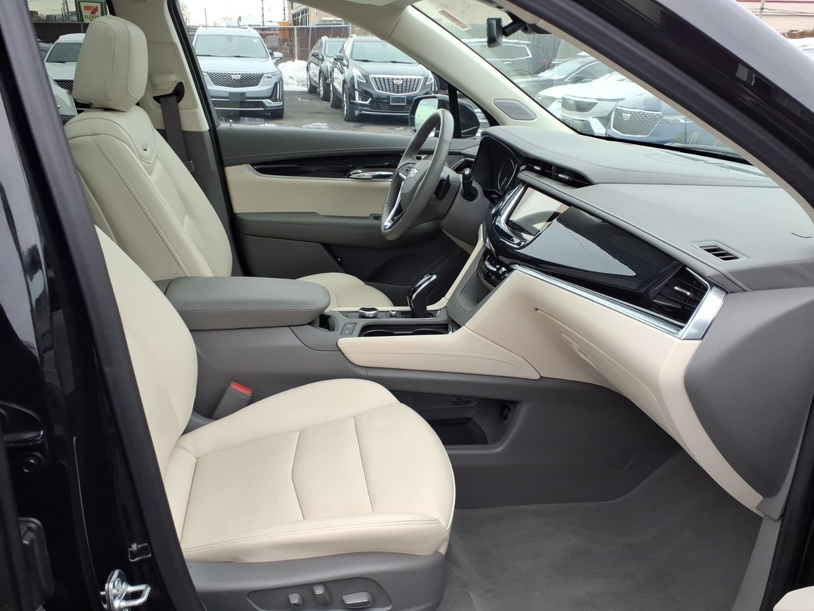 2023 Cadillac XT6 Premium Luxury