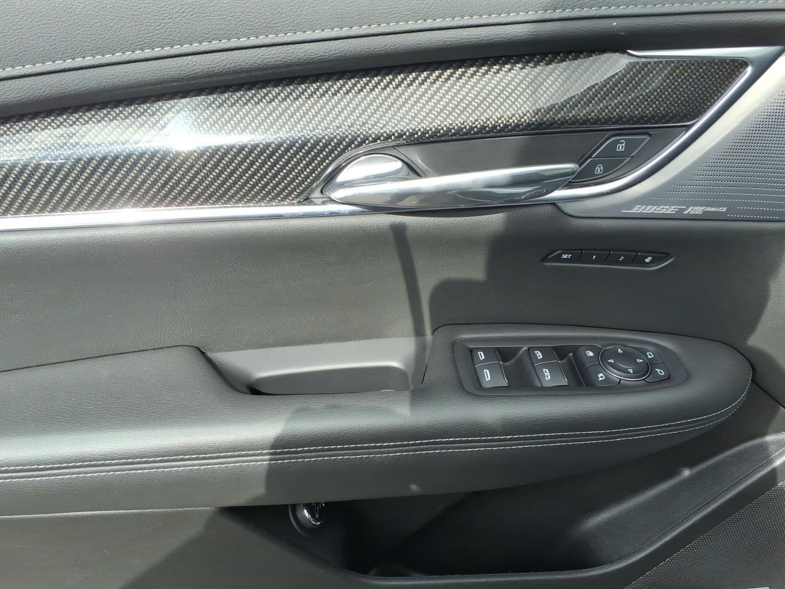 2024 Cadillac XT6 Sport