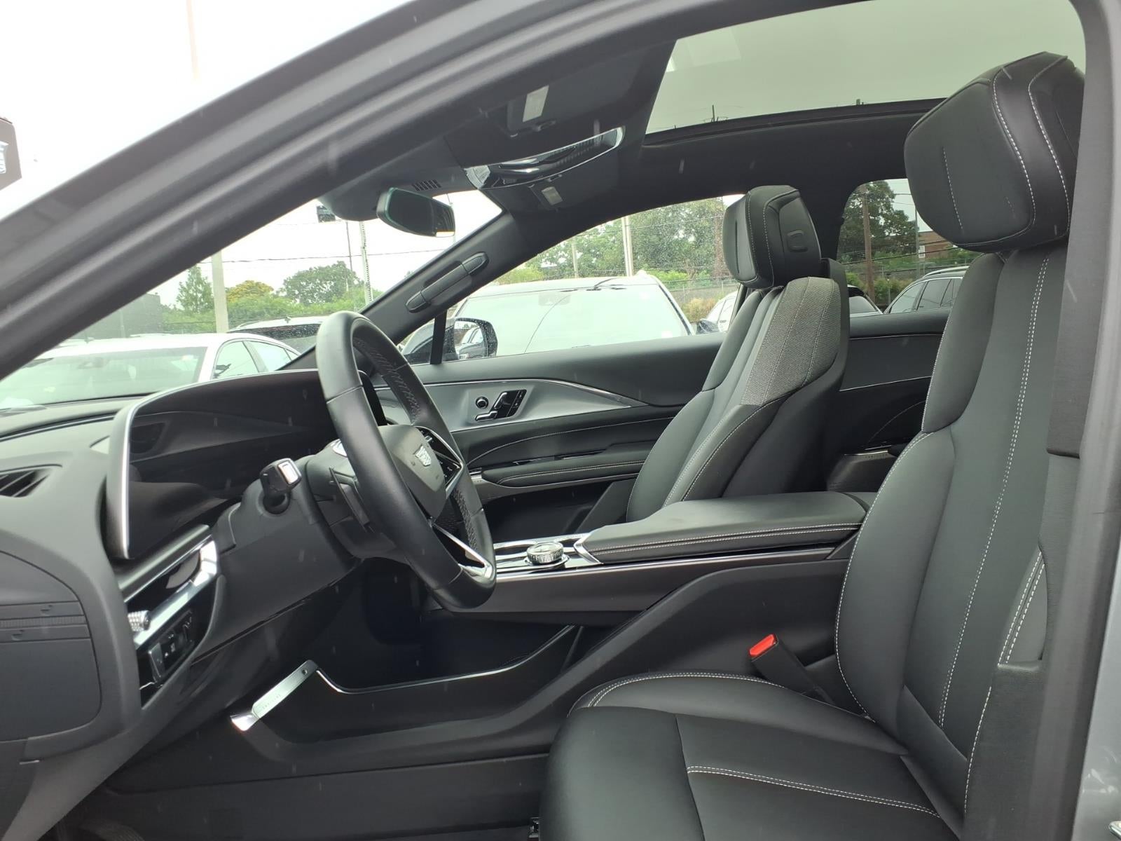 2024 Cadillac LYRIQ Tech