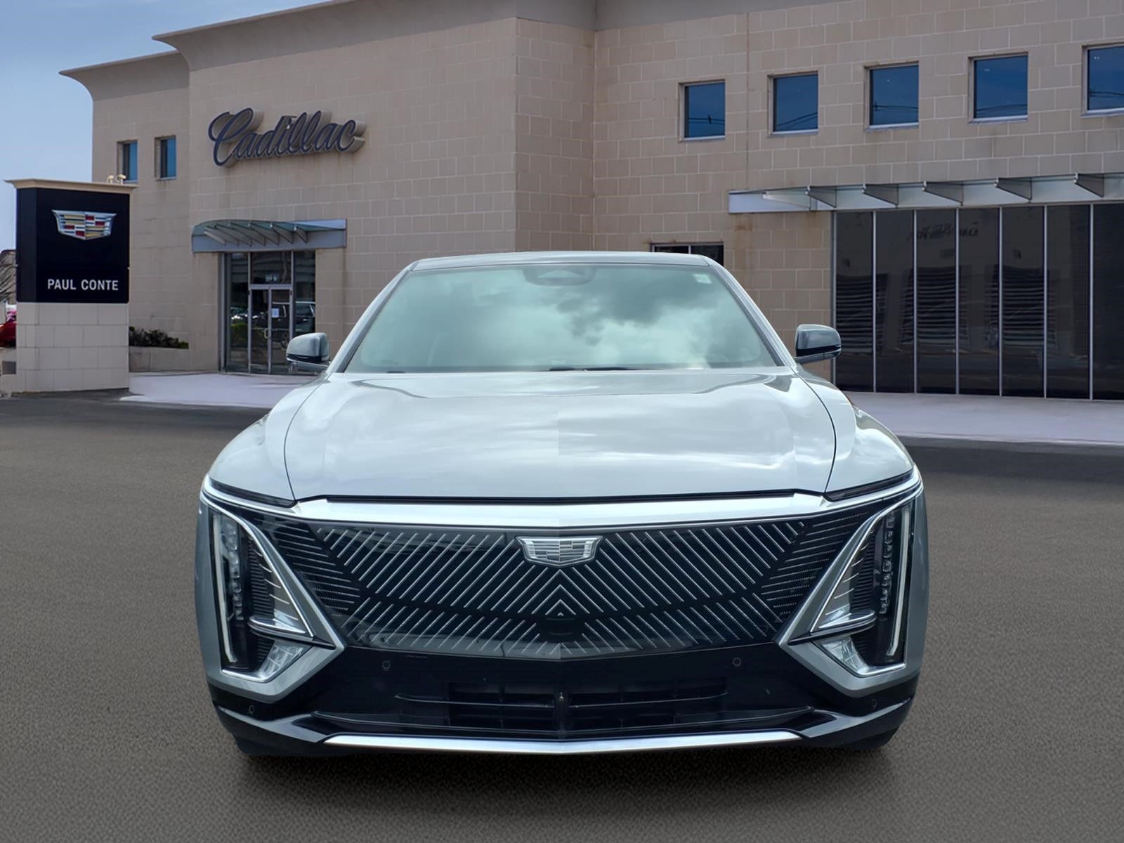 Certified 2024 Cadillac LYRIQ Tech with VIN 1GYKPMRL2RZ140174 for sale in Freeport, NY