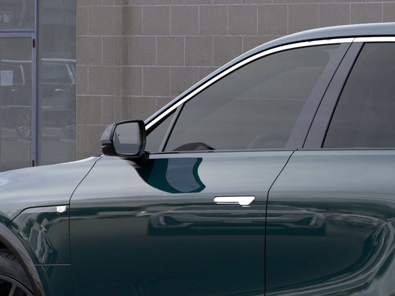 2025 Cadillac LYRIQ Luxury 1