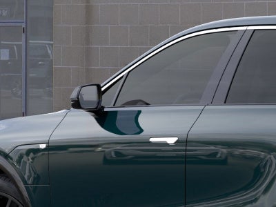 2025 Cadillac LYRIQ Luxury 1