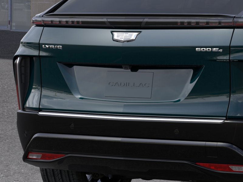 2025 Cadillac LYRIQ Luxury 1