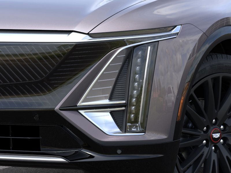 2025 Cadillac LYRIQ Luxury 1