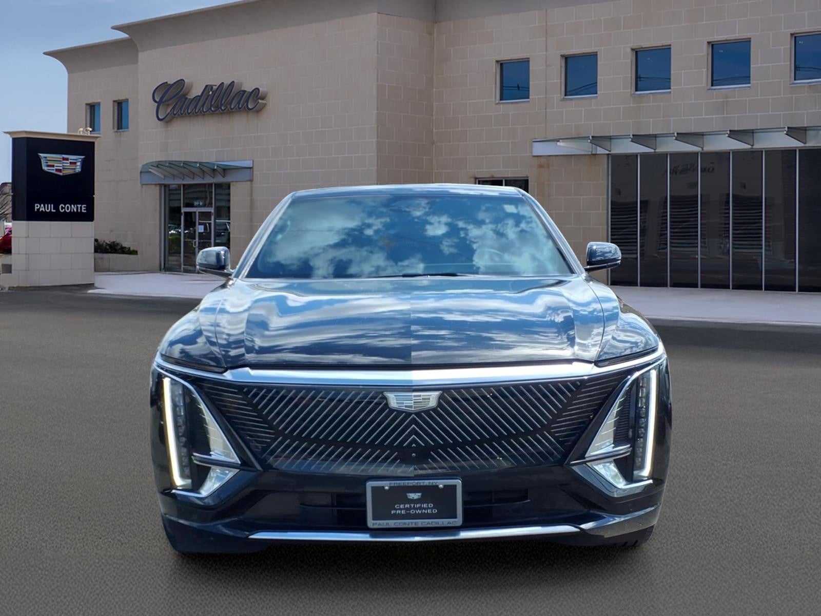 Certified 2024 Cadillac LYRIQ Luxury 1 with VIN 1GYKPPRL2RZ109427 for sale in Freeport, NY