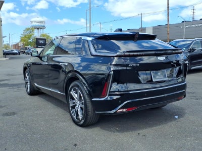2024 Cadillac LYRIQ Luxury 1